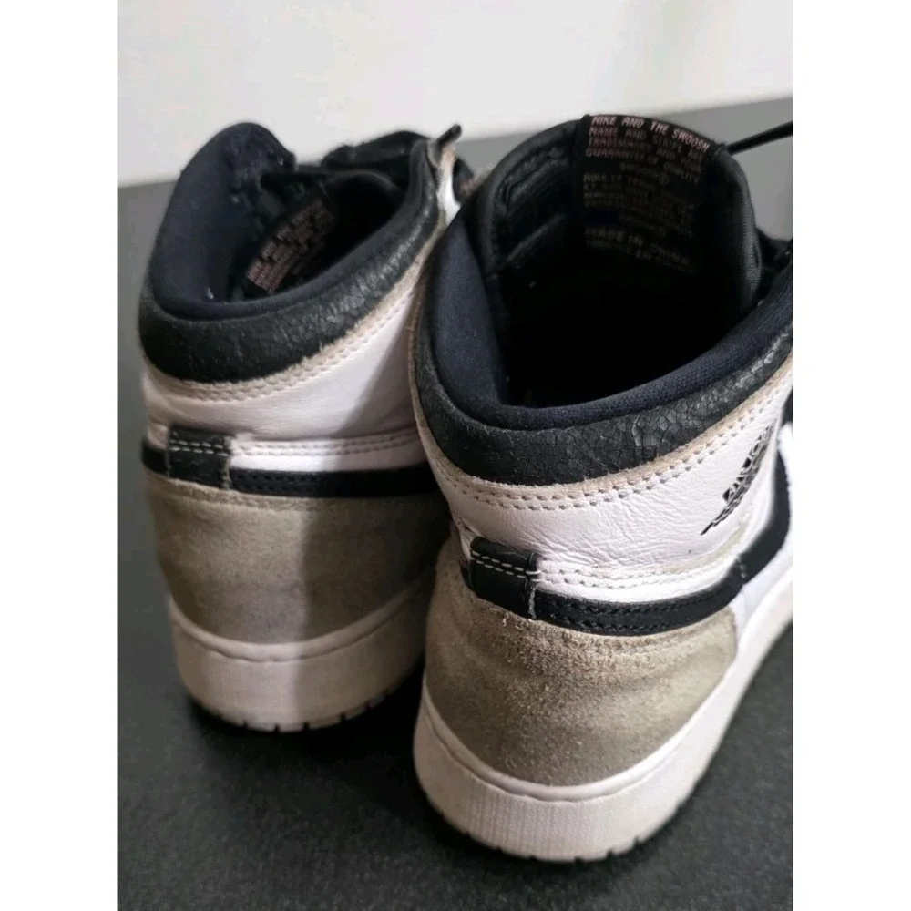 Nike Air Jordan 1 Retro High OG GS Stage Haze 5.5Y Woman‎ 6.5 Black 575441 108